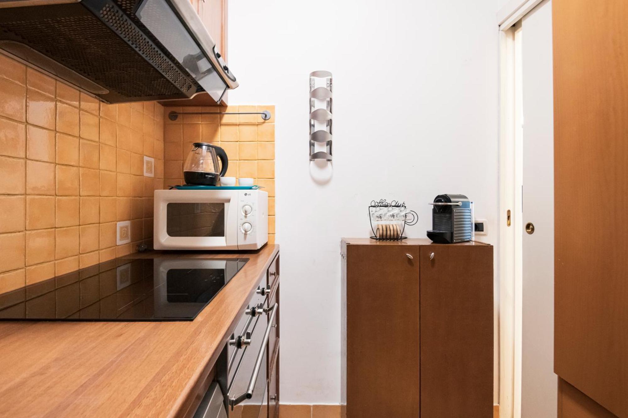 Easylife - Pearl With Balcony On Ticinese District Milan