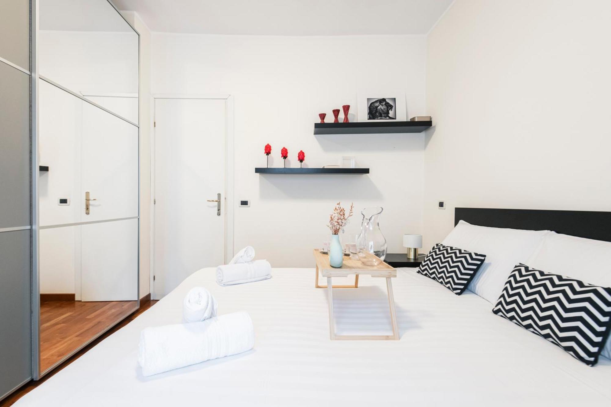 Appartement Easylife - Pearl With Balcony On Ticinese District *